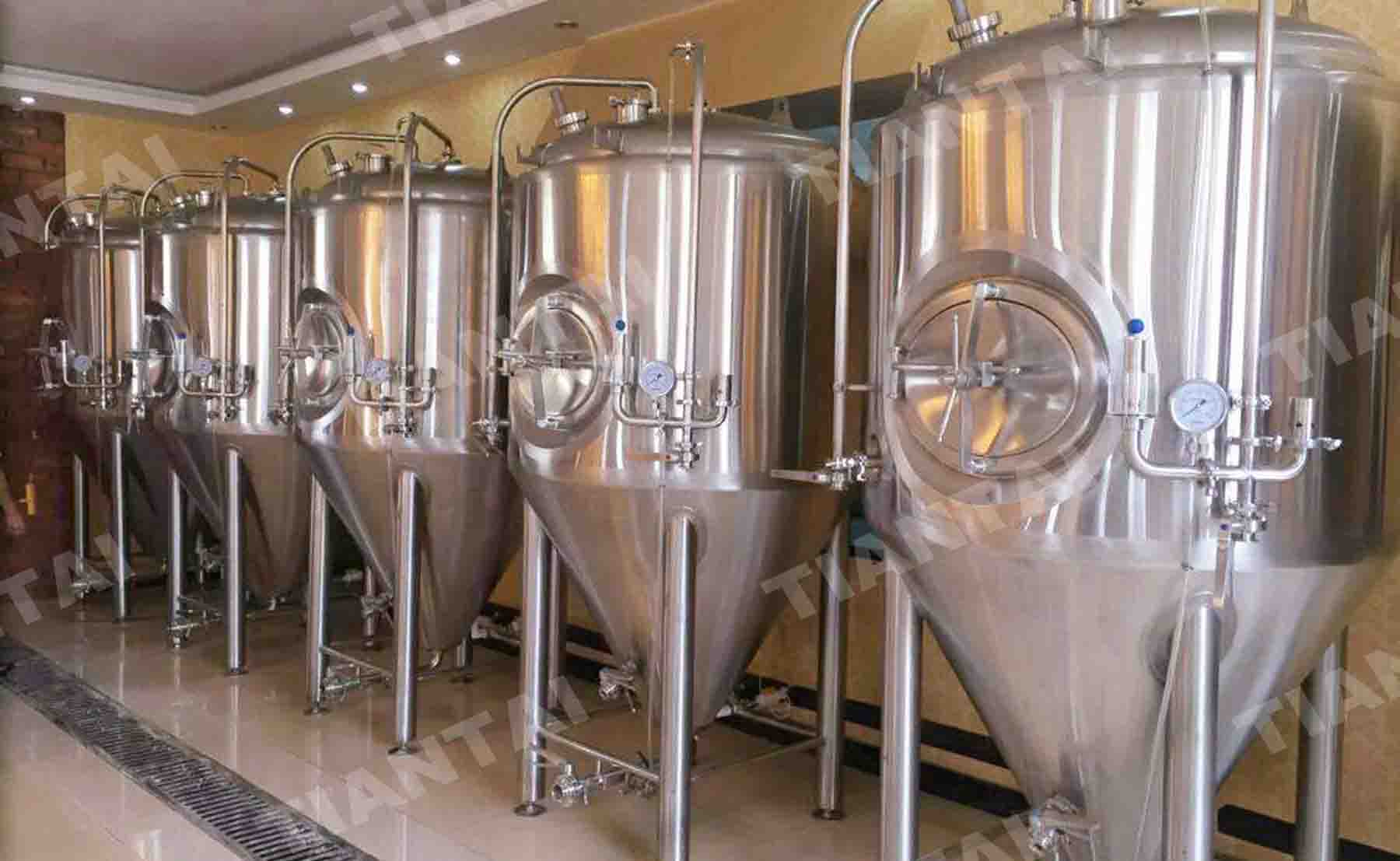 <b>Why the Vacuum & pressure relief valve still needed with Bunging valve?</b>